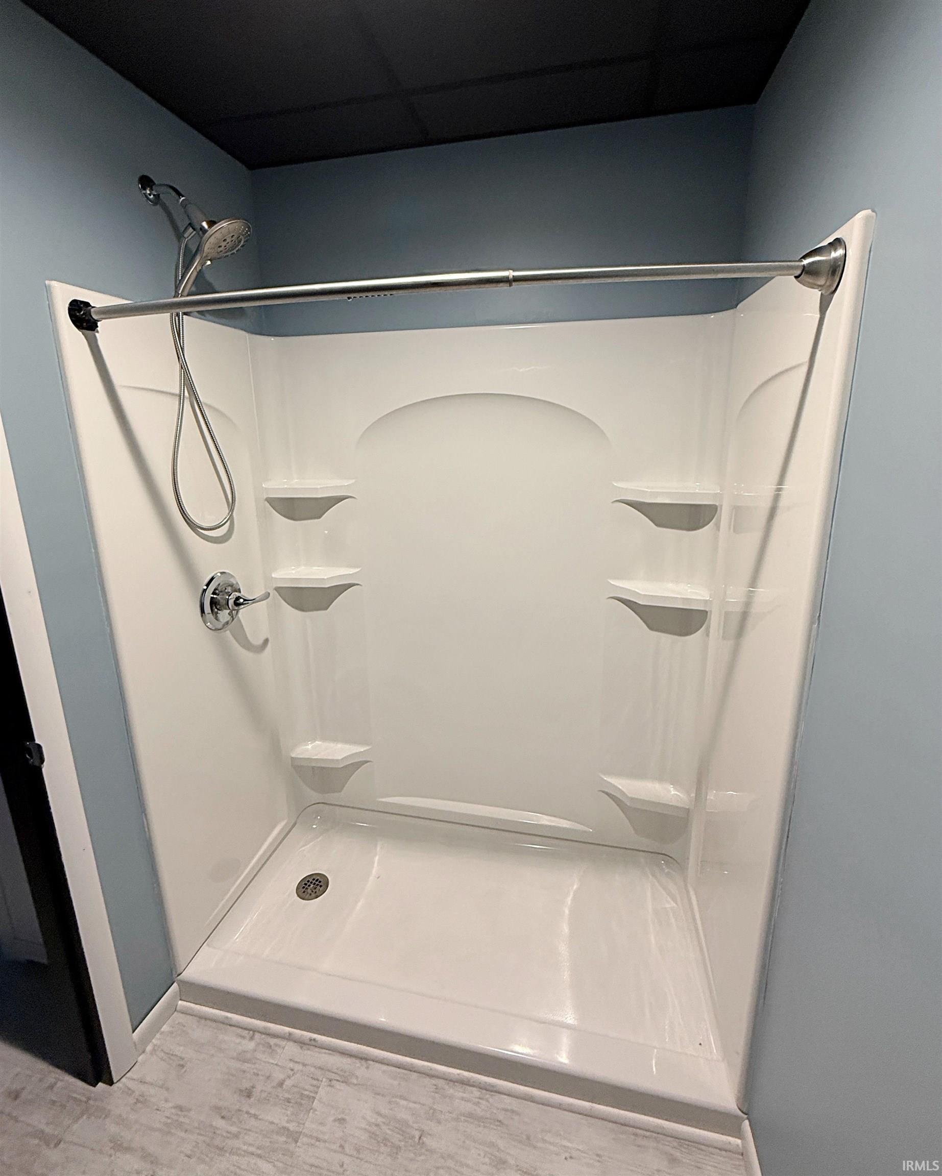 11 North Meridian Street Washington, IN 47501 - Photo 10 of 27