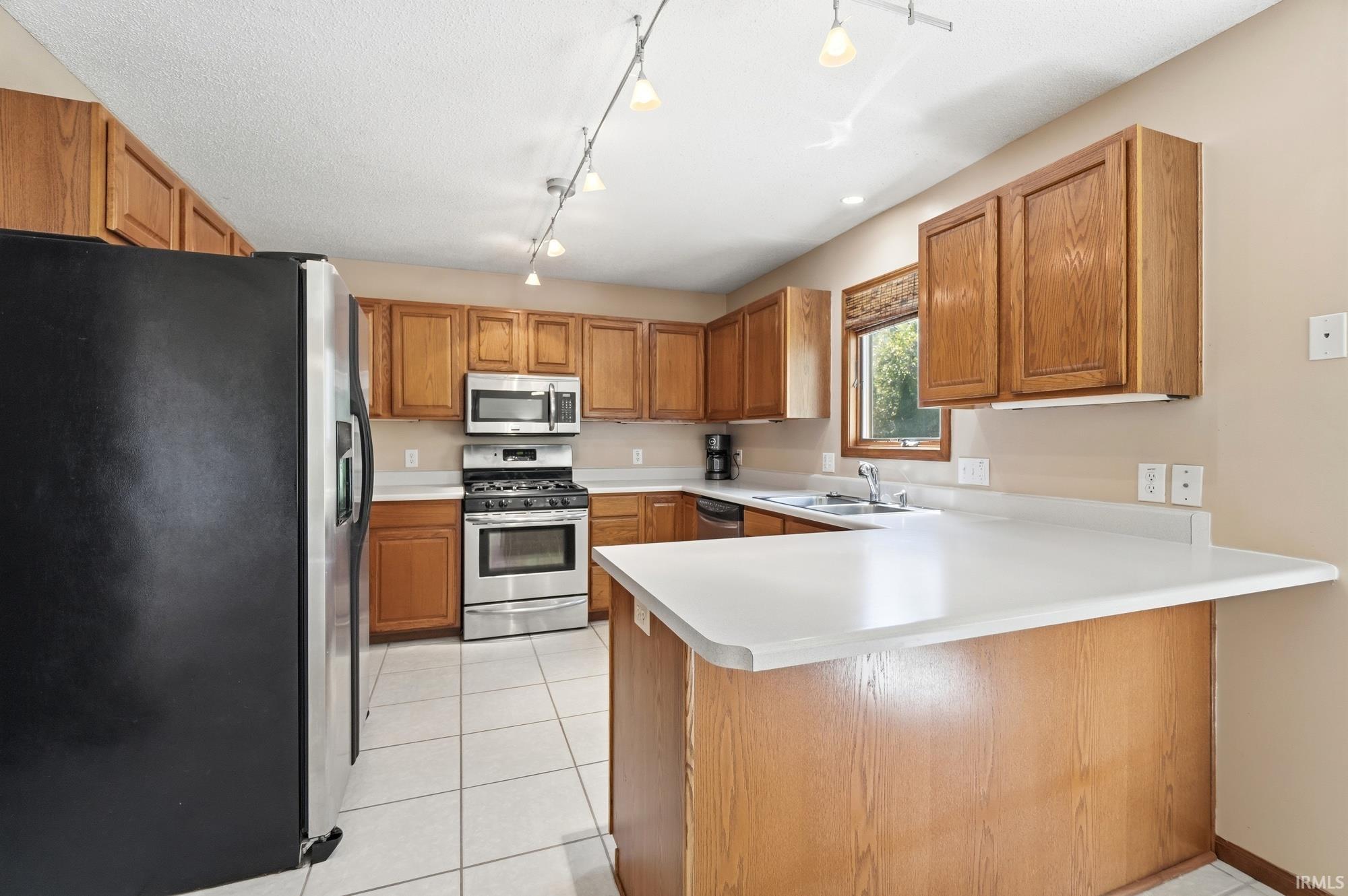 2317 Broken Oak Road Fort Wayne, IN 46818 - Photo 11 of 41 Gallery Image 11