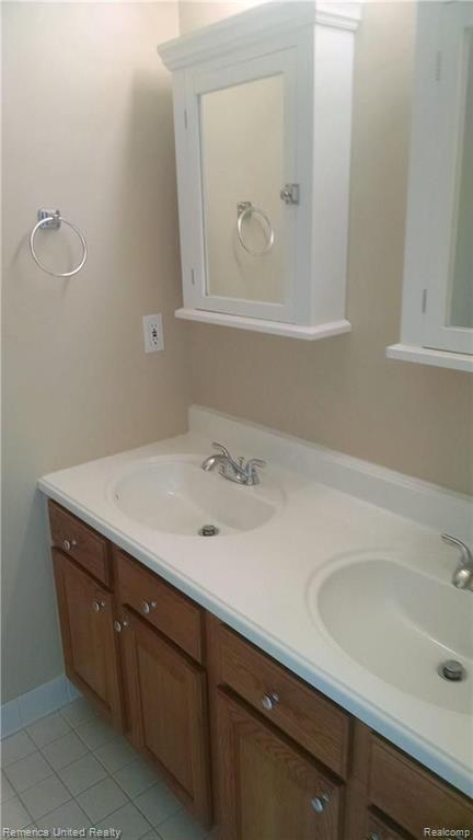 516 Cherry Orchard Road Canton, MI 48188 - Photo 13 of 20