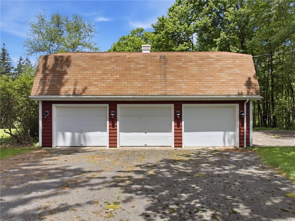 2541 Springfield Pike Connellsville, PA 15425 - Photo 13 of 50