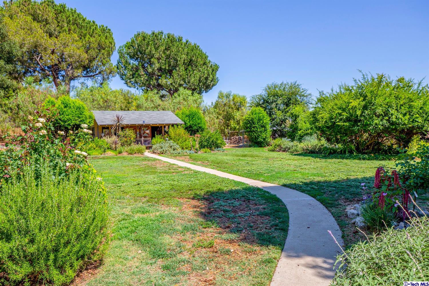 3526 Canyon Ridge Drive Altadena, CA 91001 - Photo 45 of 61 Gallery Image 45