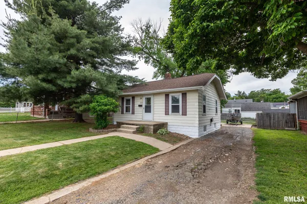 $81,000 | 213 McKinley Avenue, Bartonville, IL 61607