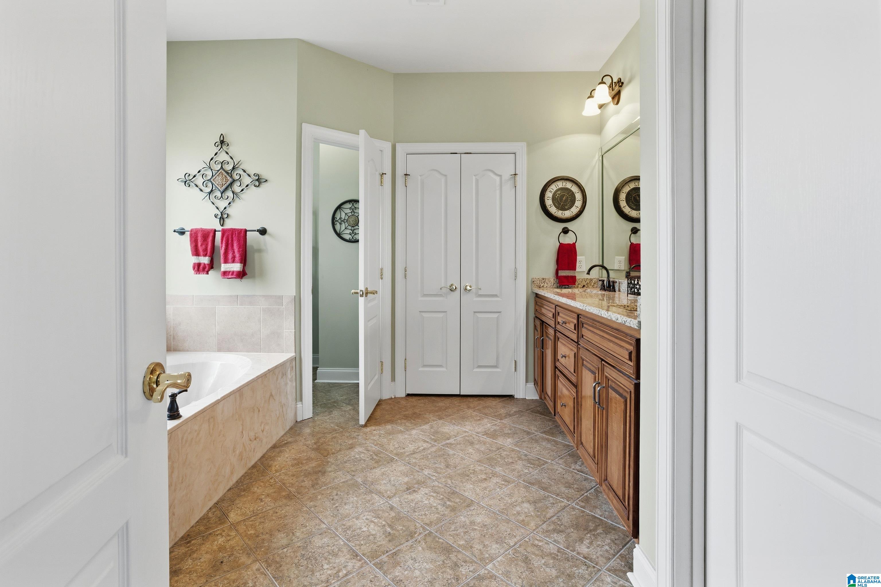 1260 Overbrook Circle Morris, AL 35116 - Photo 19 of 69
