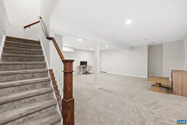 a view of entryway and hall