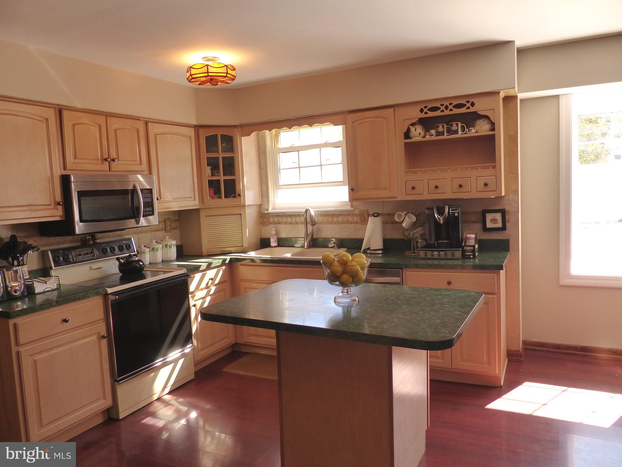 516 Parliament Road Marlton, NJ 08053 - Photo 9 of 52 Gallery Image 9
