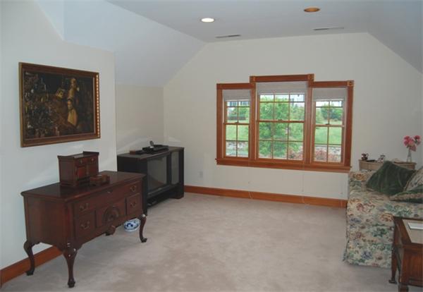 16 Battle Flagg Road Bedford, MA 01730 - Photo 17 of 24
