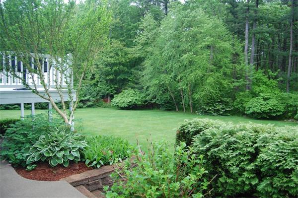 16 Battle Flagg Road Bedford, MA 01730 - Photo 22 of 24