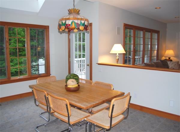16 Battle Flagg Road Bedford, MA 01730 - Photo 8 of 24