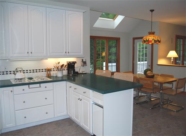 16 Battle Flagg Road Bedford, MA 01730 - Photo 10 of 24
