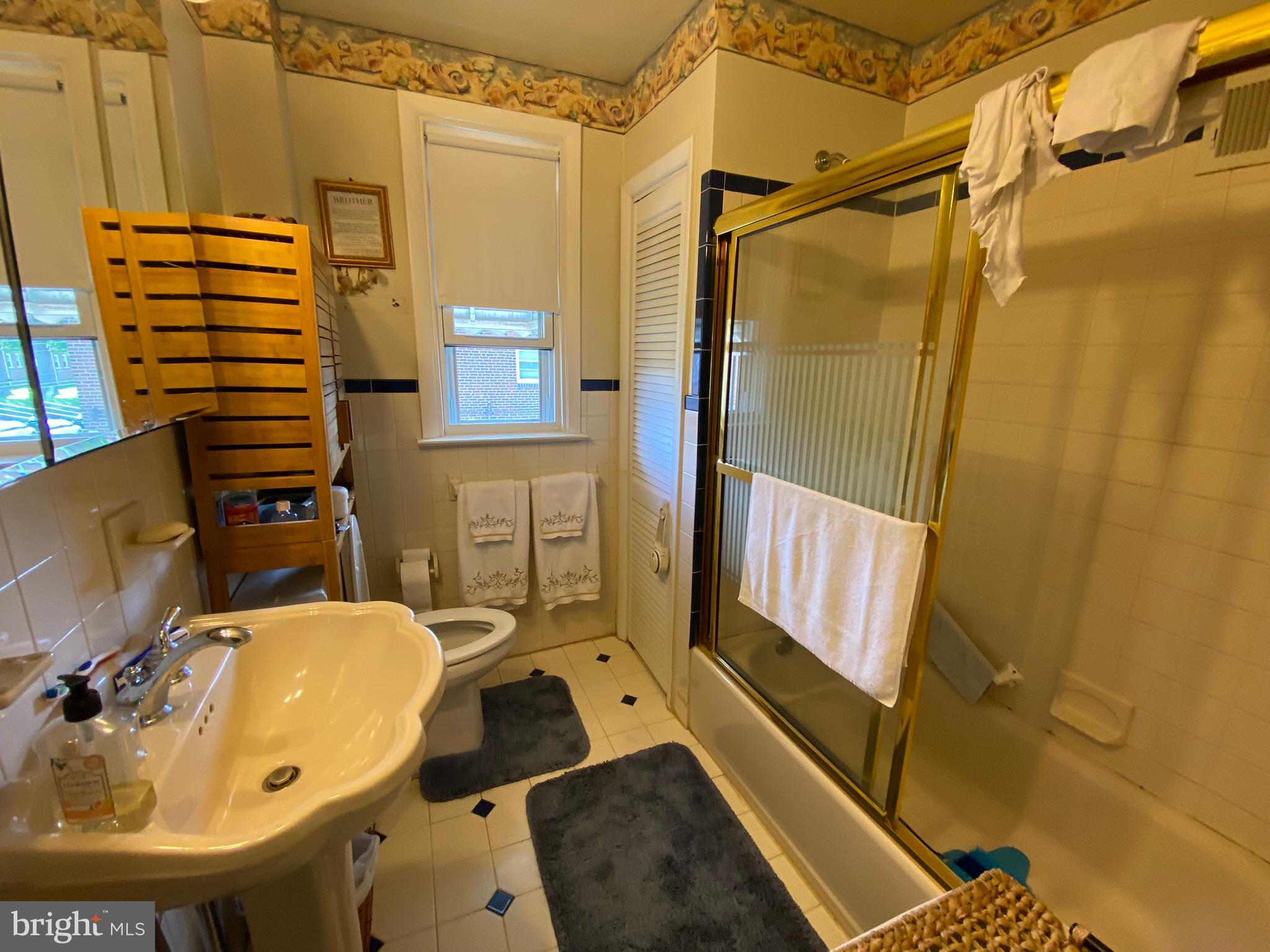 800 Pleasant Road Lansdowne, PA 19050 - Photo 18 of 25 Updated Hall Bath