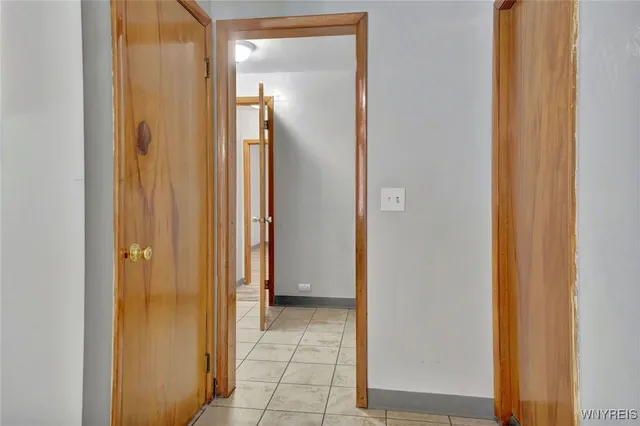 $274,900 | 8426 Maplewood Drive, Royalton, NY 14067