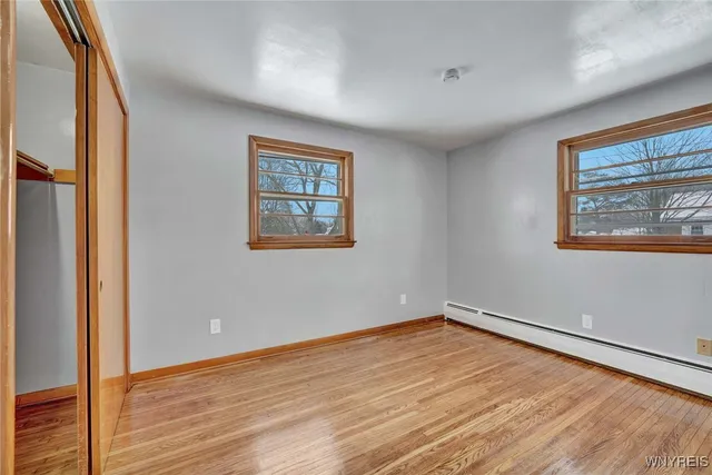 $274,900 | 8426 Maplewood Drive, Royalton, NY 14067