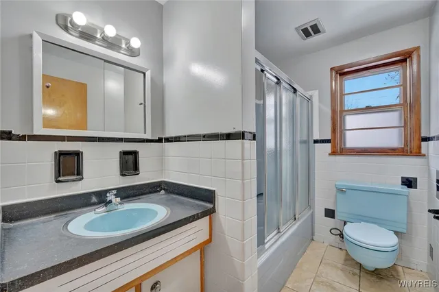 $274,900 | 8426 Maplewood Drive, Royalton, NY 14067