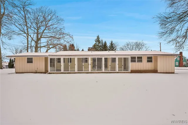 $274,900 | 8426 Maplewood Drive, Royalton, NY 14067