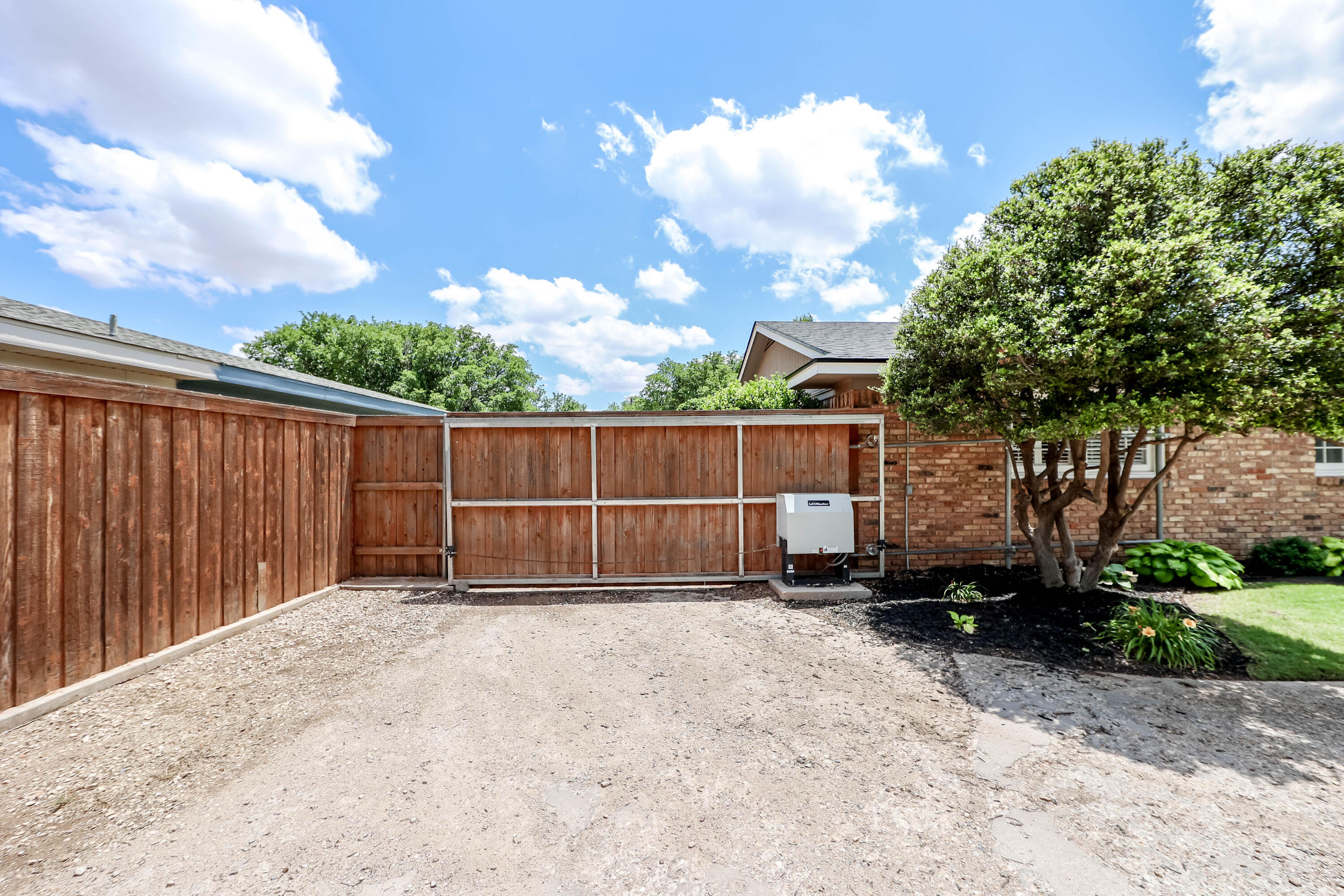 3828 53rd Street Lubbock, TX 79413 - Photo 16 of 52 3828_53RDST_PURDUE-55