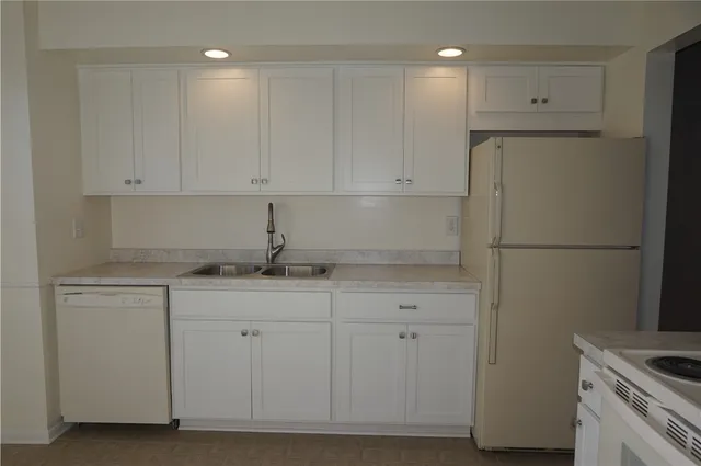 $1,950 | 663 French Road, Brighton, NY 14618