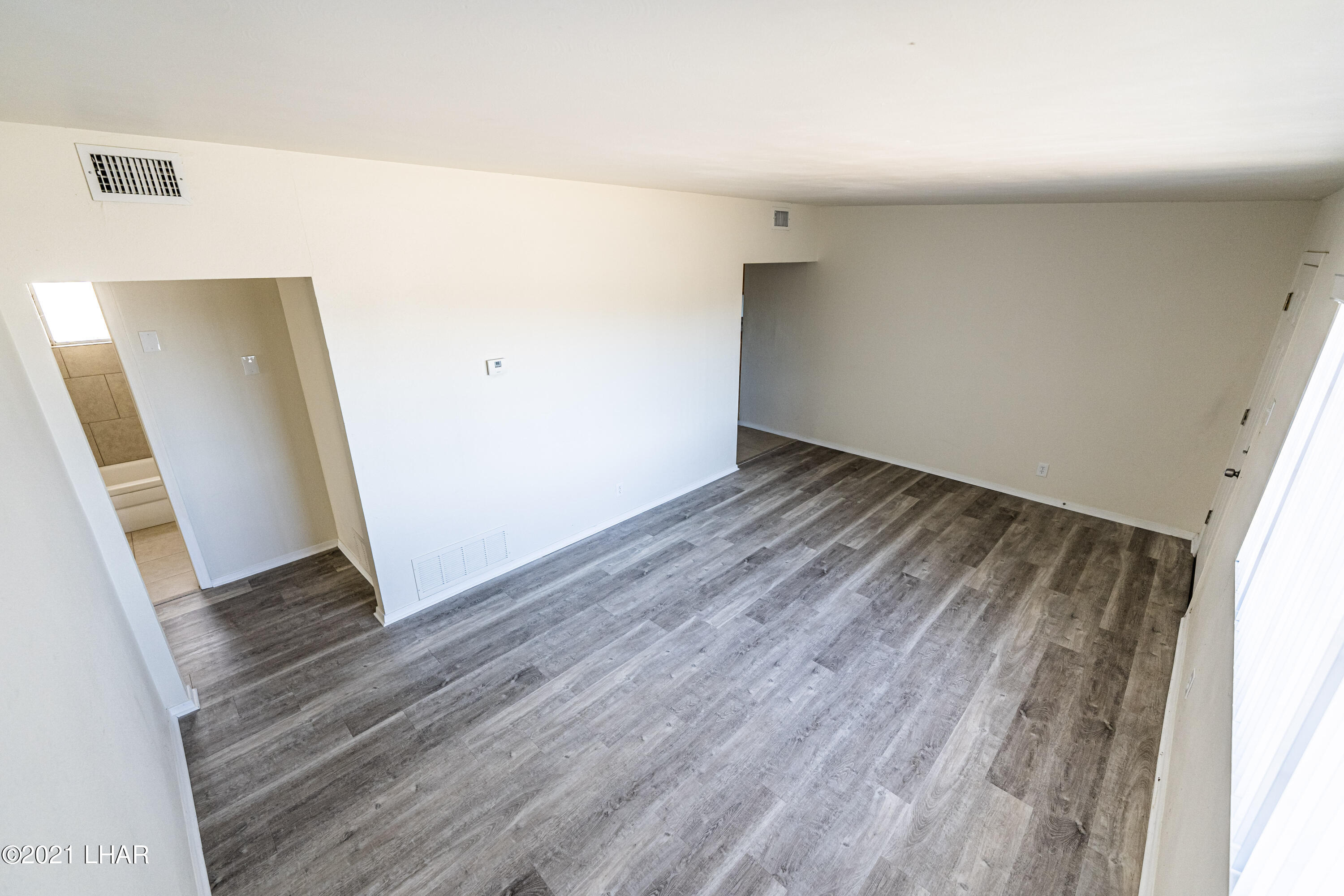 3405 Hodges Road Kingman, AZ 86409 - Photo 11 of 37 LIVING ROOM
