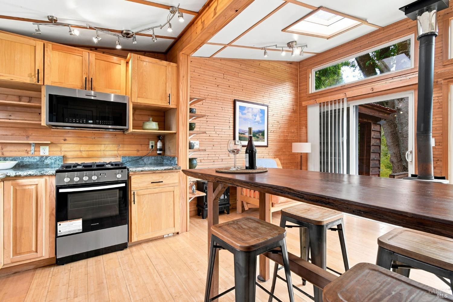 22900 Sylvan Way, Unit 15 Monte Rio, CA 95462 - Photo 12 of 33 Gallery Image 12
