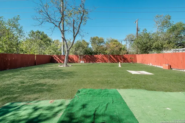 a view of an outdoor space and a yard
