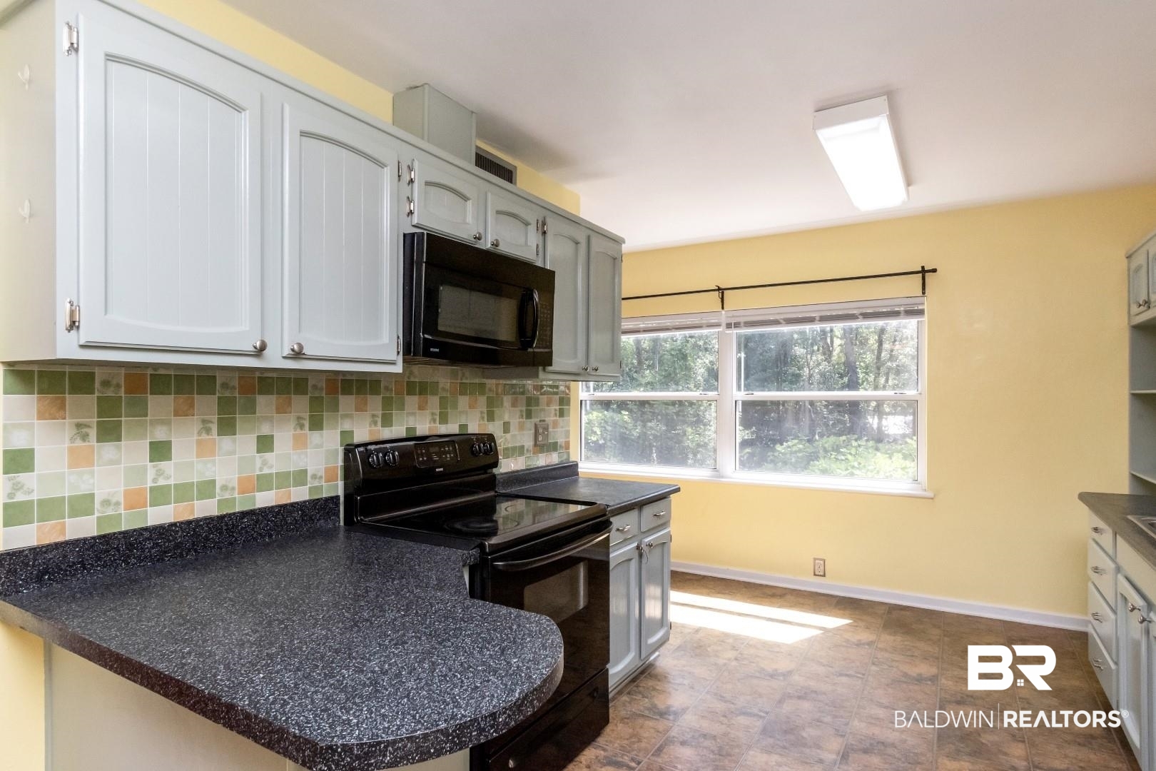 4652 East Pinewood Drive Mobile, AL 36618 - Photo 13 of 35