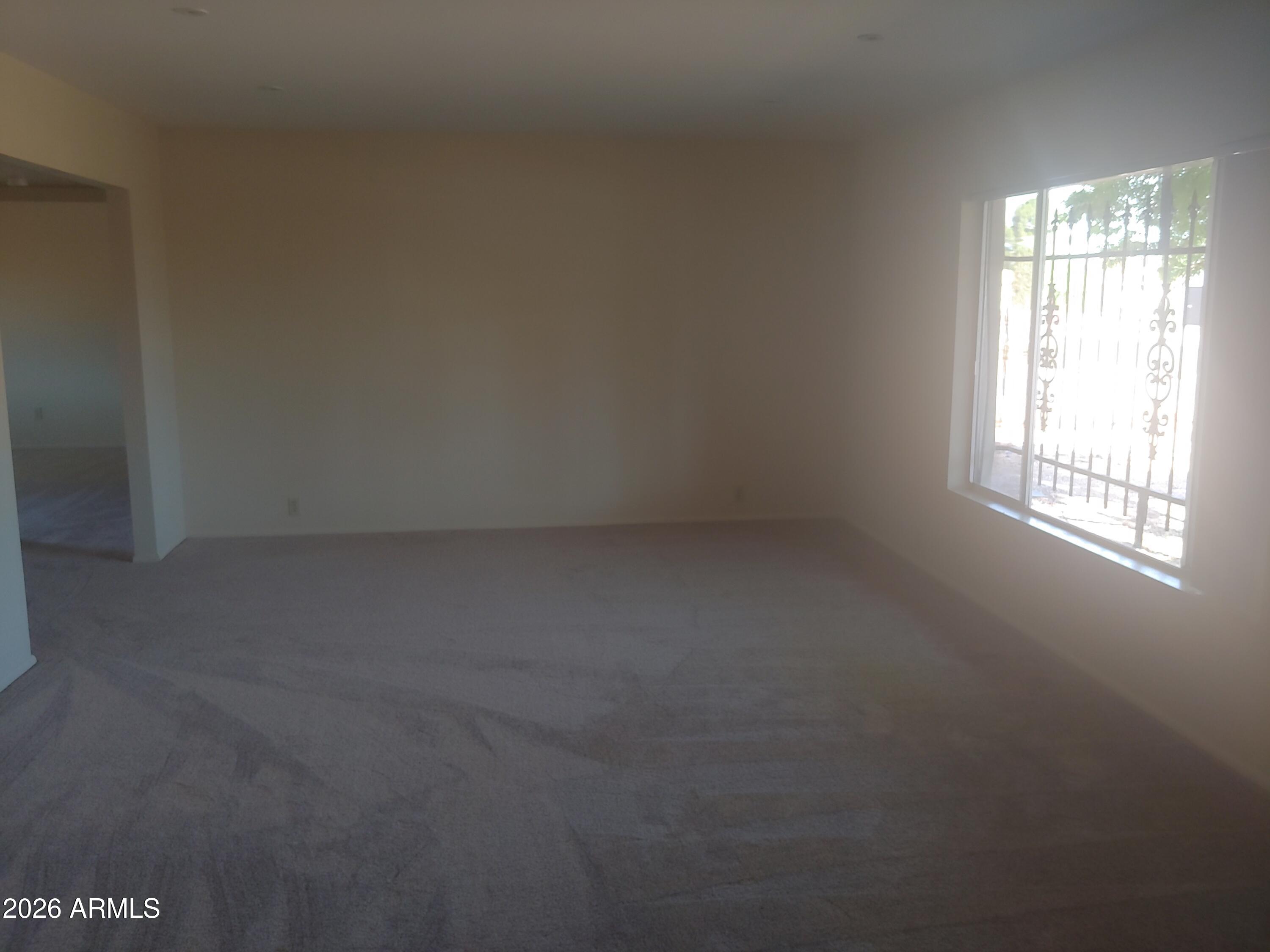 3429 East Cochise Road Phoenix, AZ 85028 - Photo 12 of 12 Living Room