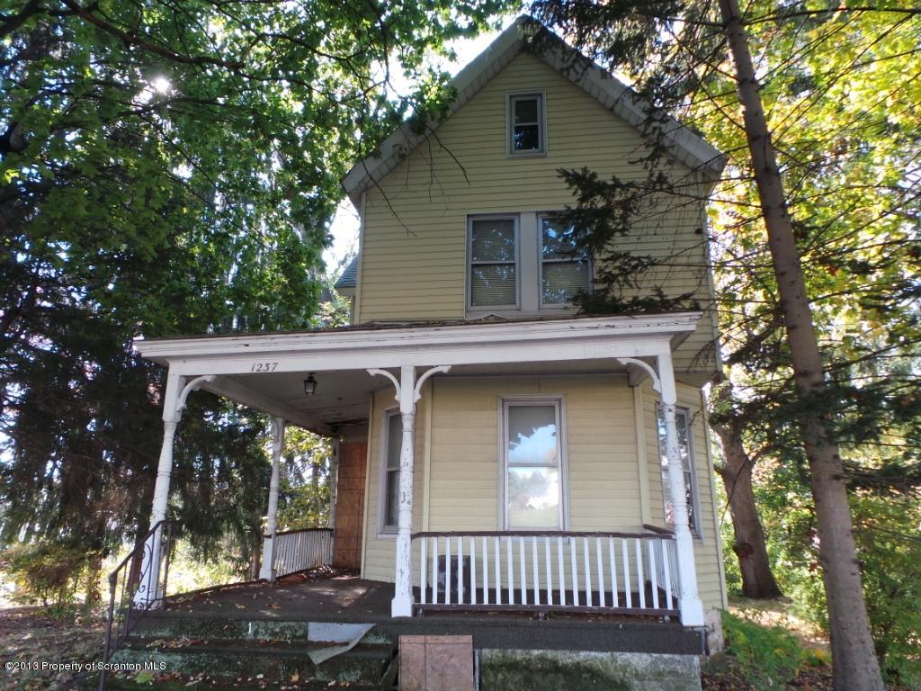 1235 1237 1239 Rundle Street Scranton, PA 18504 - Photo 1 of 7 Gallery Image 1