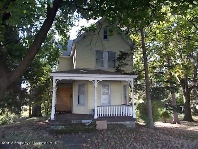 1235 1237 1239 Rundle Street Scranton, PA 18504 - Photo 2 of 7 Gallery Image 2