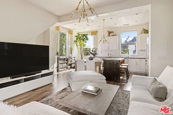 $4,495 | 2217 Branden Street, Los Angeles, CA 90026