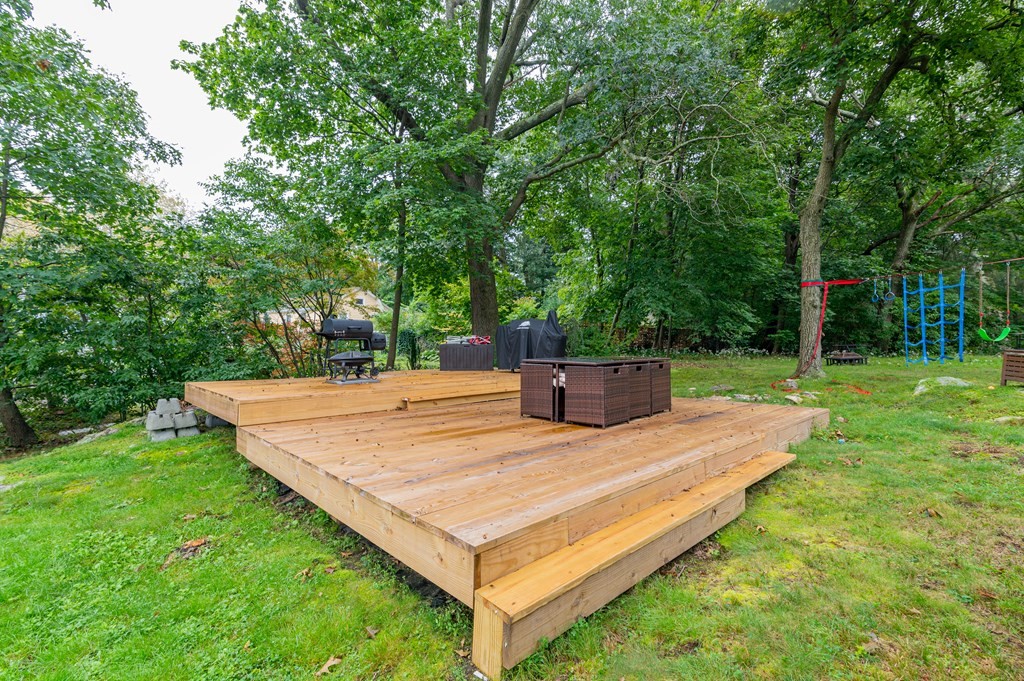 16 Rock View Road, Unit 2 Milton, MA 02186 - Photo 21 of 24 Gallery Image 21