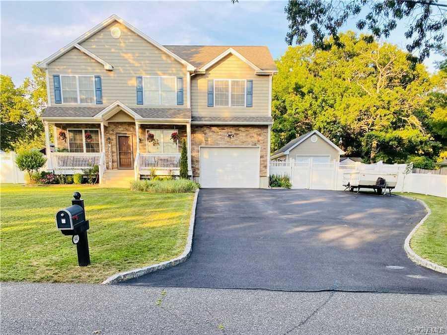 344 Decatur Avenue Shirley, NY 11967 - Photo 1 of 1 Gallery Image 1