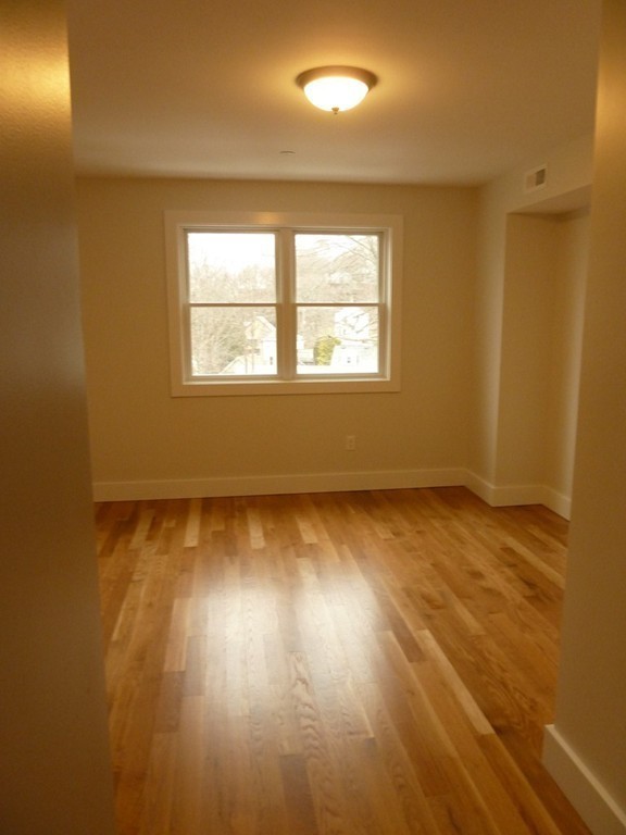 51 Glen Road, Unit 2 Swampscott, MA 01907 - Photo 7 of 11 Gallery Image 7