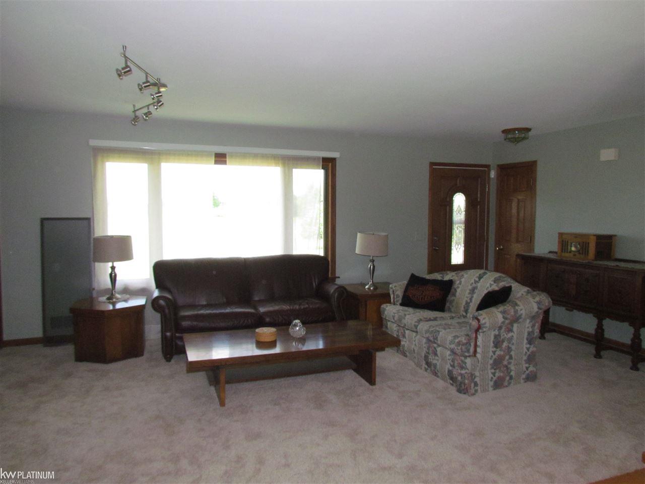 21790 Bordman Road Armada, MI 48005 - Photo 5 of 39