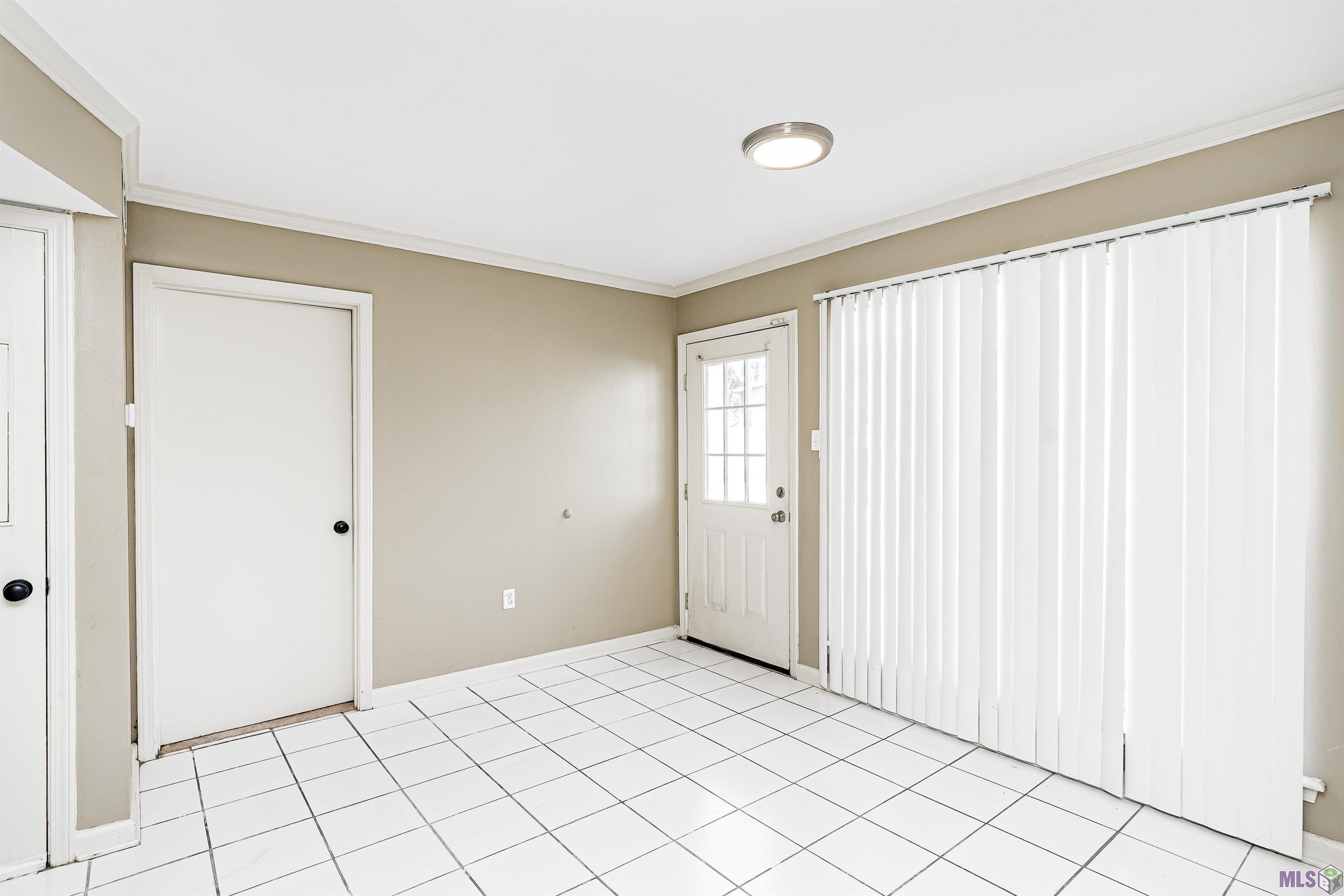 16023 Derby Avenue Baton Rouge, LA 70816 - Photo 7 of 13