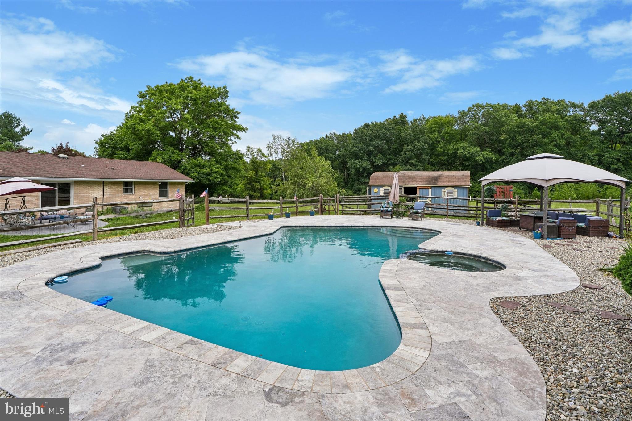 2380 Winding Road Quakertown, PA 18951 - Photo 9 of 35