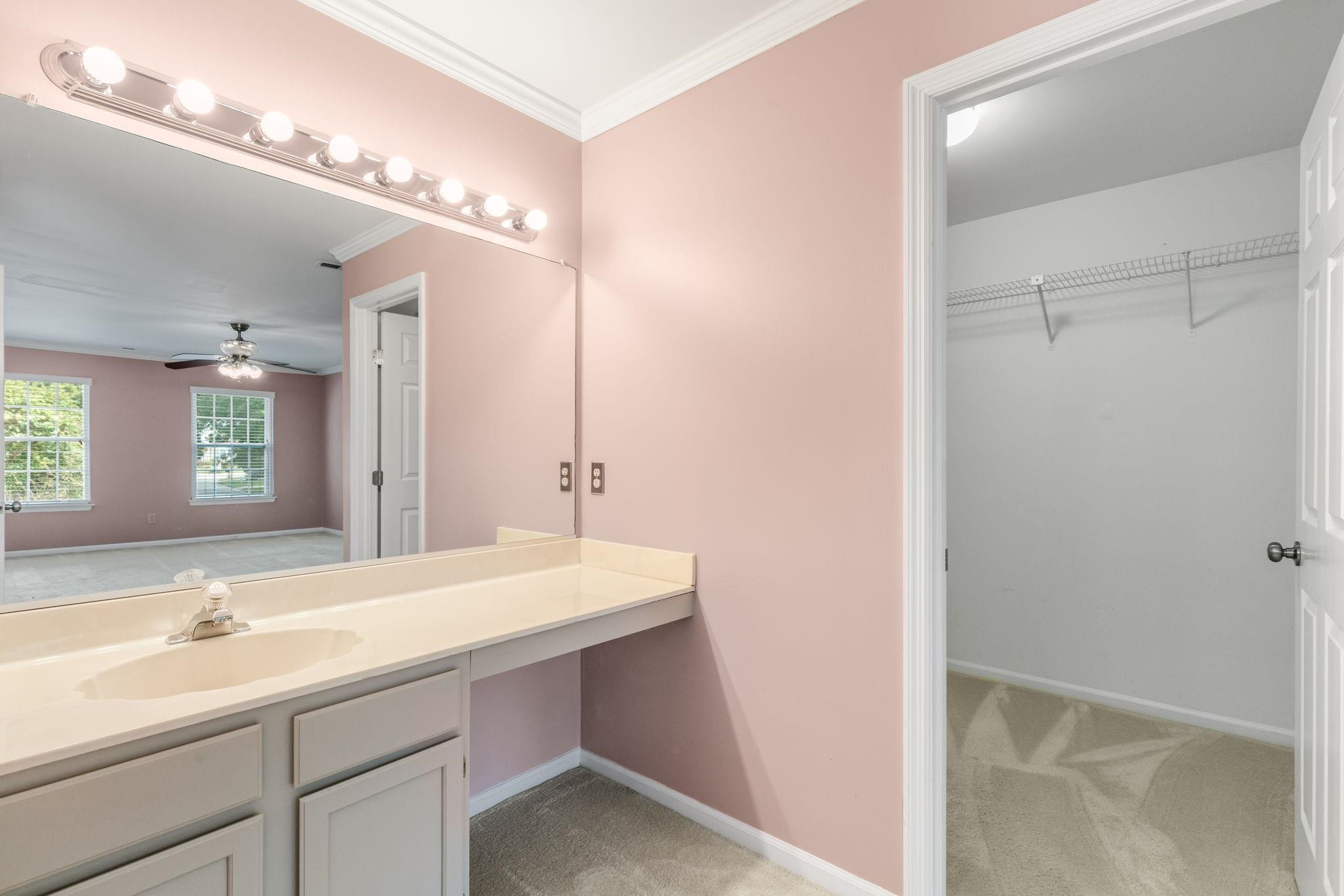 2232 Heathrowe Place Raleigh, NC 27609 - Photo 20 of 45 Photo 20