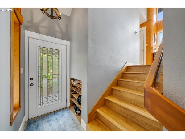 $689,000 | 1626 Northeast Regatta Way, Lincoln City, OR 97367