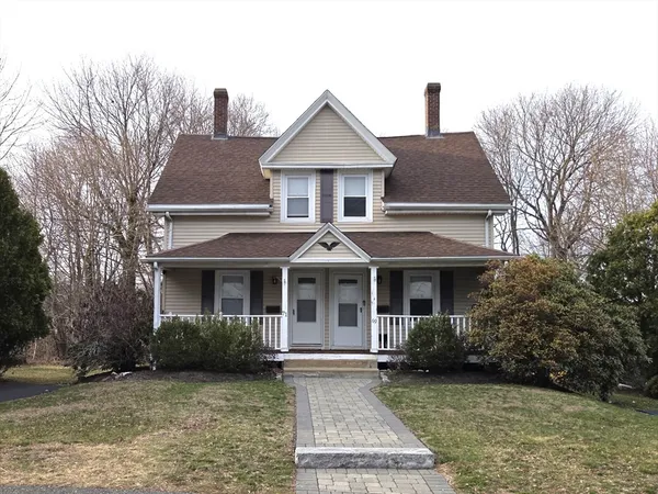 $2,775 | 71 Pratt Street, Unit 1, Avon, MA 02322