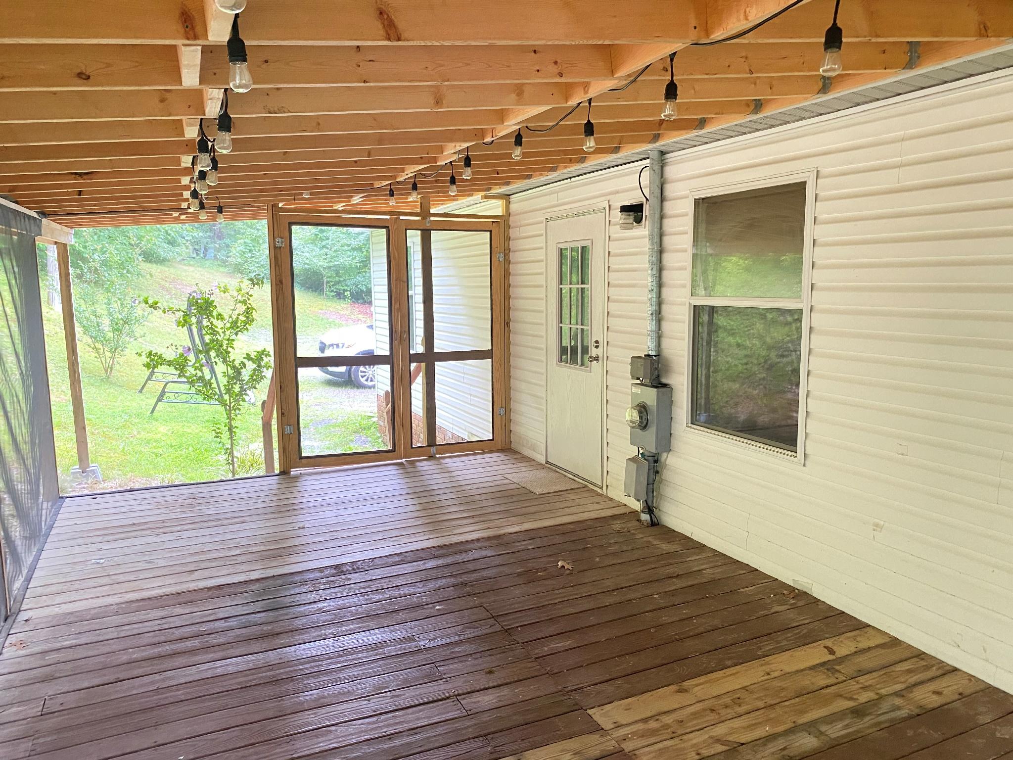 10407 Radford Road Wise, VA 24293 - Photo 20 of 23 porch 2