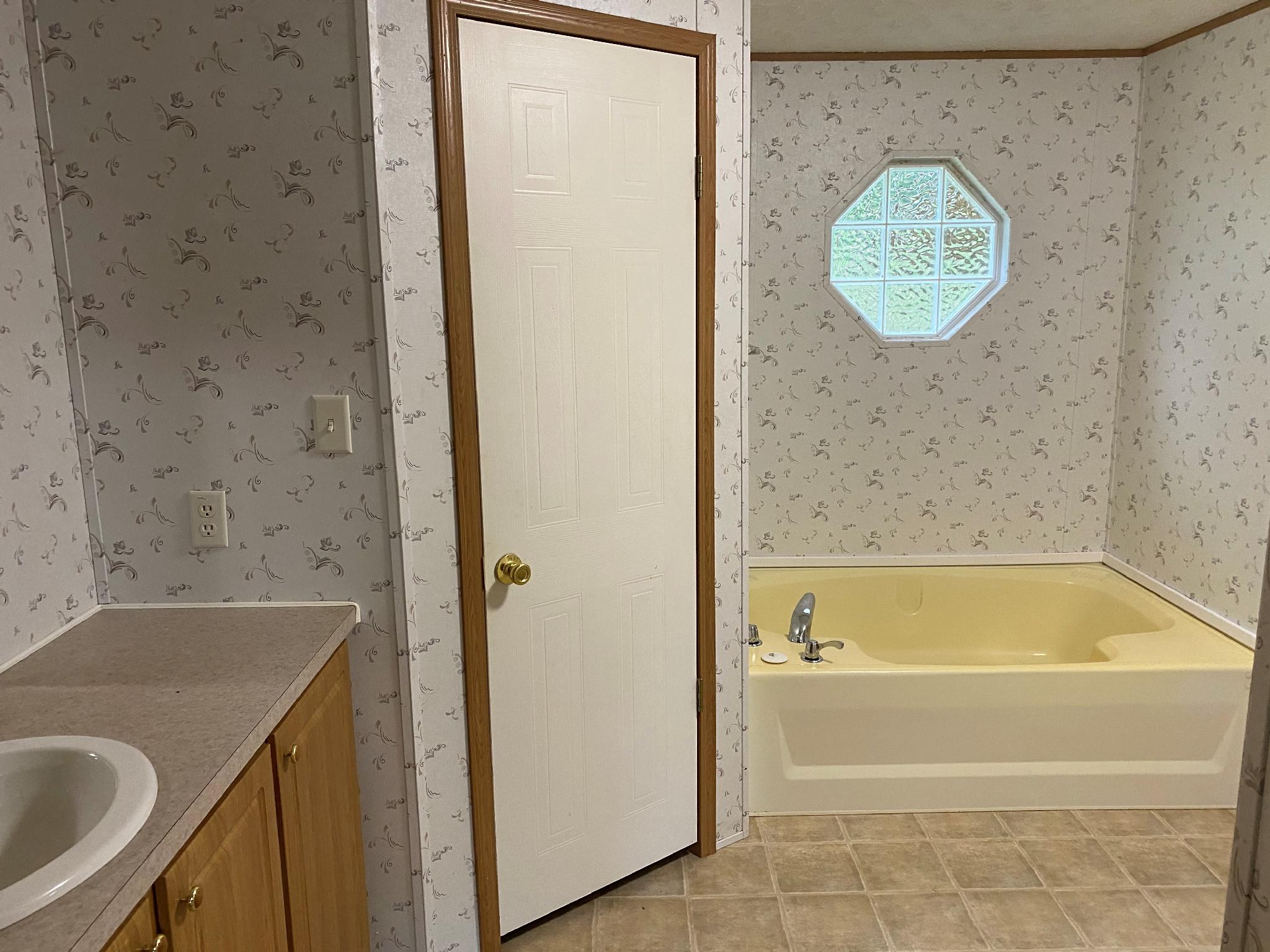 10407 Radford Road Wise, VA 24293 - Photo 10 of 23 mb 1