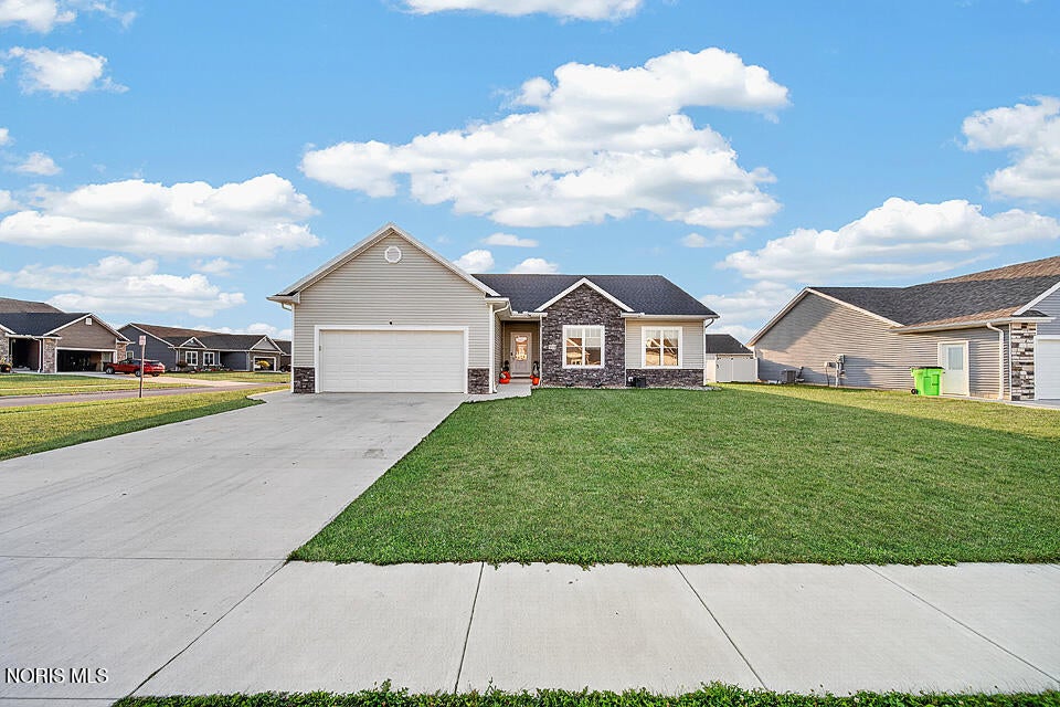 9318 Colonel Drive Findlay, OH 45840 - Photo 2 of 43 Gallery Image 2
