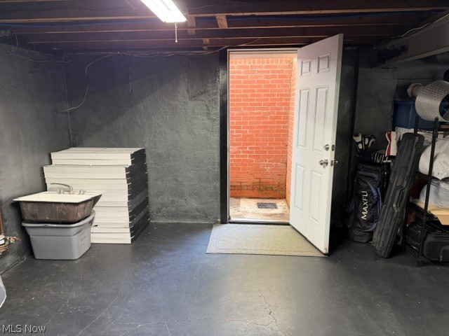4609 Bond Warren, OH 44483 - Photo 35 of 49