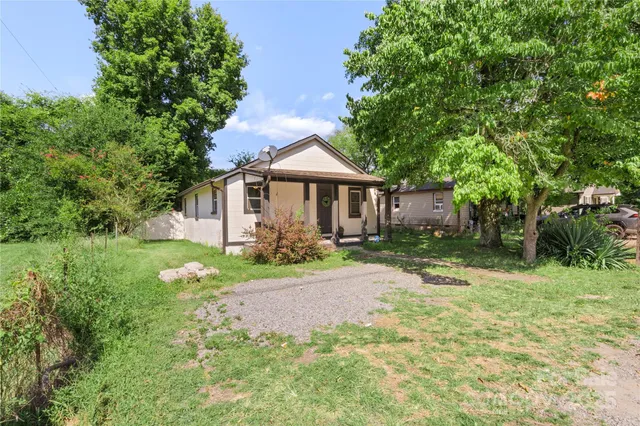 $180,000 | 358 Cozart Avenue Southwest, Concord, NC 28025