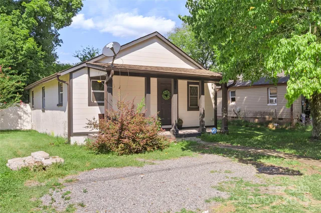 $180,000 | 358 Cozart Avenue Southwest, Concord, NC 28025