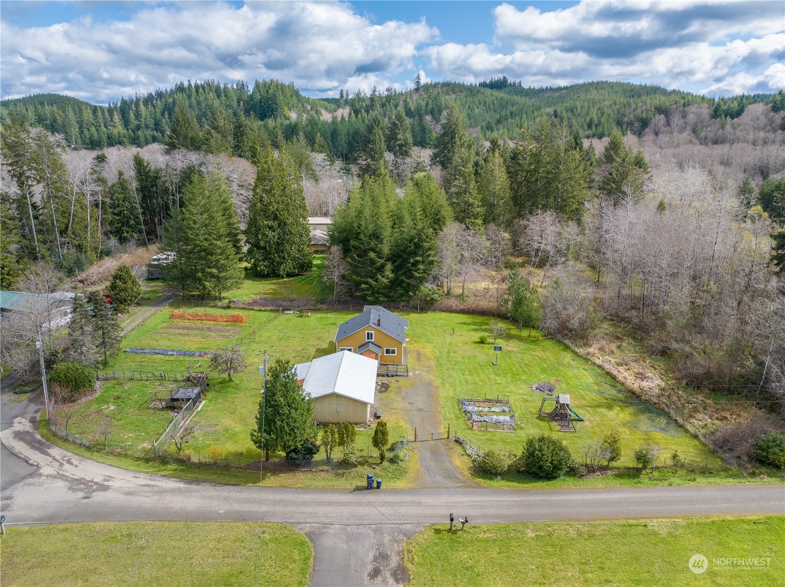 28 Stover Road Hoquiam, WA 98550 - Photo 1 of 38 Gallery Image 1