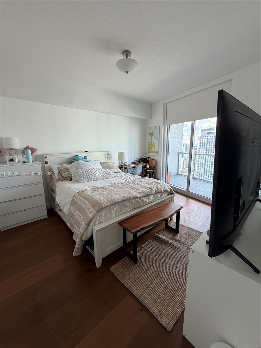 185 Southwest 7th Street, Unit 3209 Miami, FL 33130 - Photo 47 of 54
