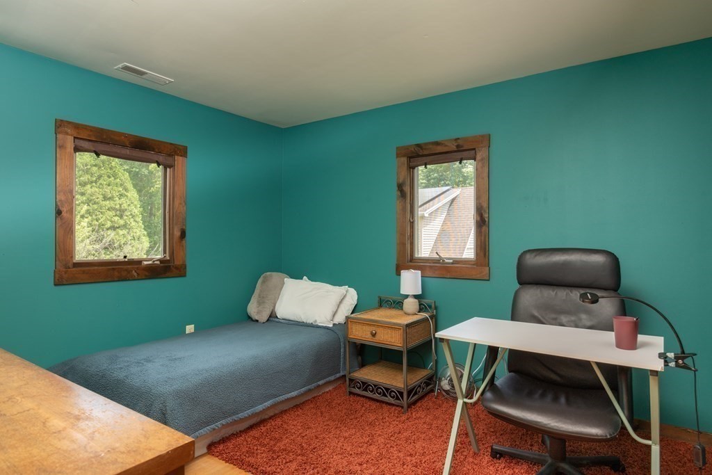 497 Burts Pit Road Northampton, MA 01062 - Photo 21 of 26