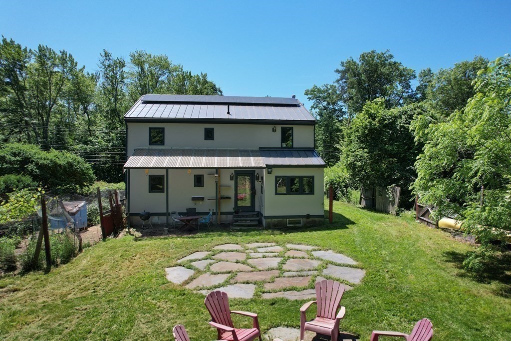 497 Burts Pit Road Northampton, MA 01062 - Photo 7 of 26