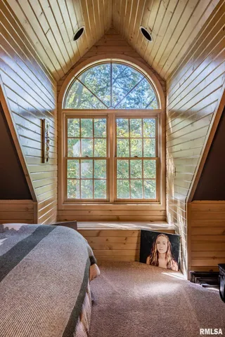 $999,995 | 2145 Lick Creek Road, Anna, IL 62906