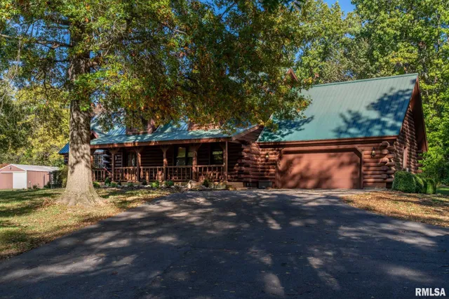 $999,995 | 2145 Lick Creek Road, Anna, IL 62906