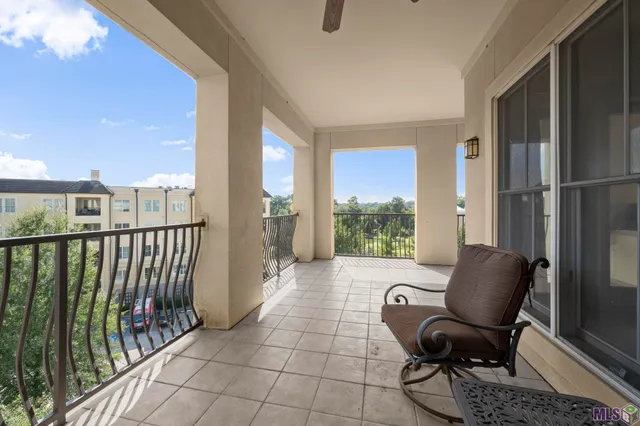 $749,000 | 990 Stanford Avenue, Unit 504, Baton Rouge, LA 70808